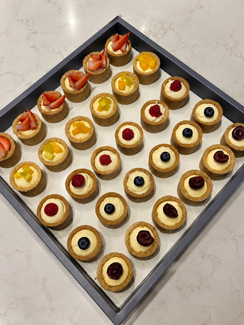 The Cheesecake Collection  30pc